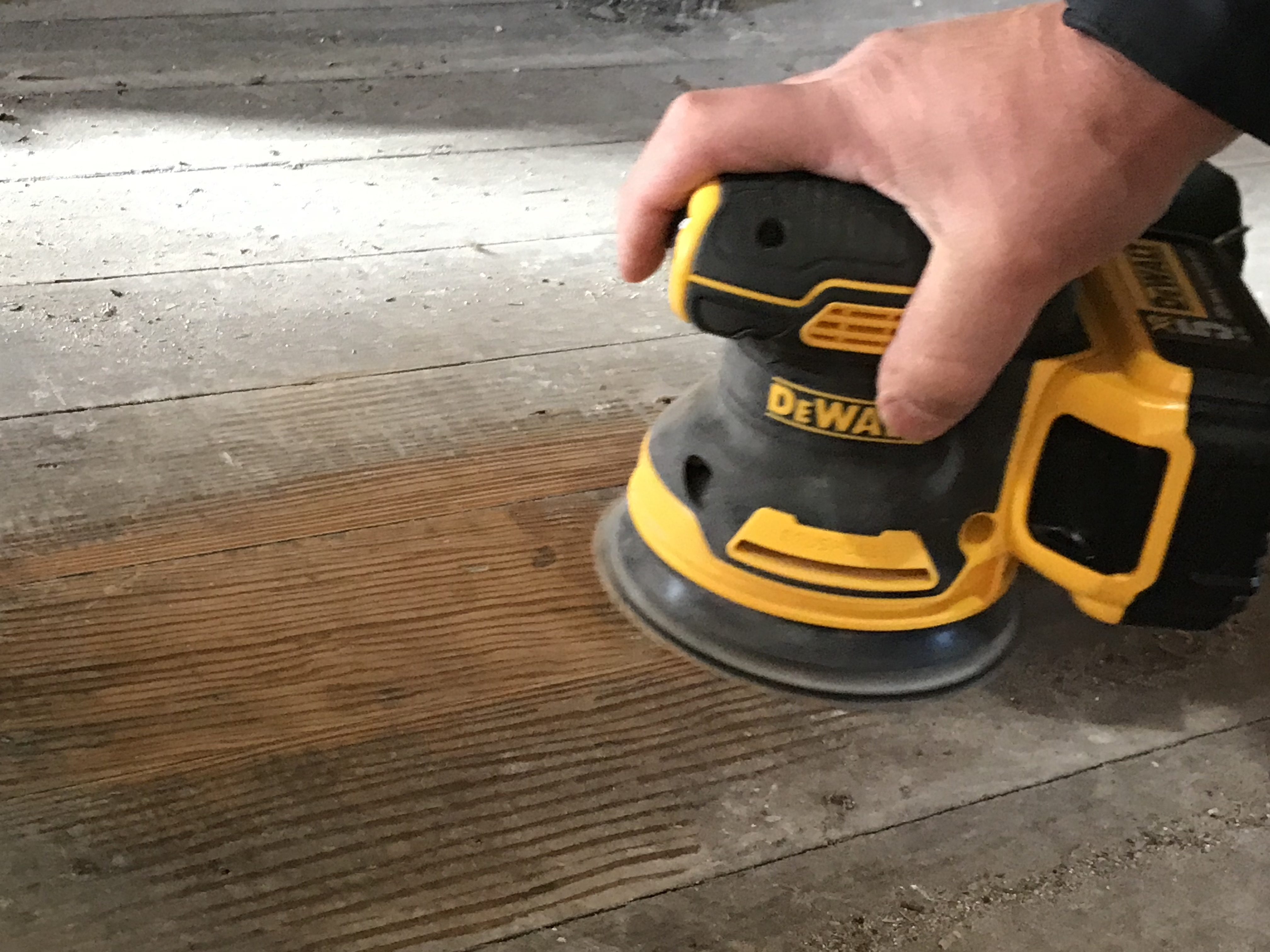 Dewalt orbital on sale cordless sanders