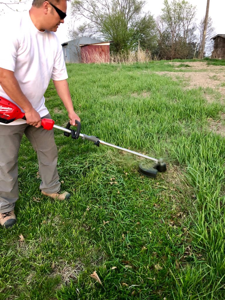 milwaukee weed eater battery