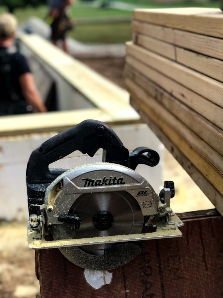 Makita Sub Compact Circular Saw Review The Tool Pig