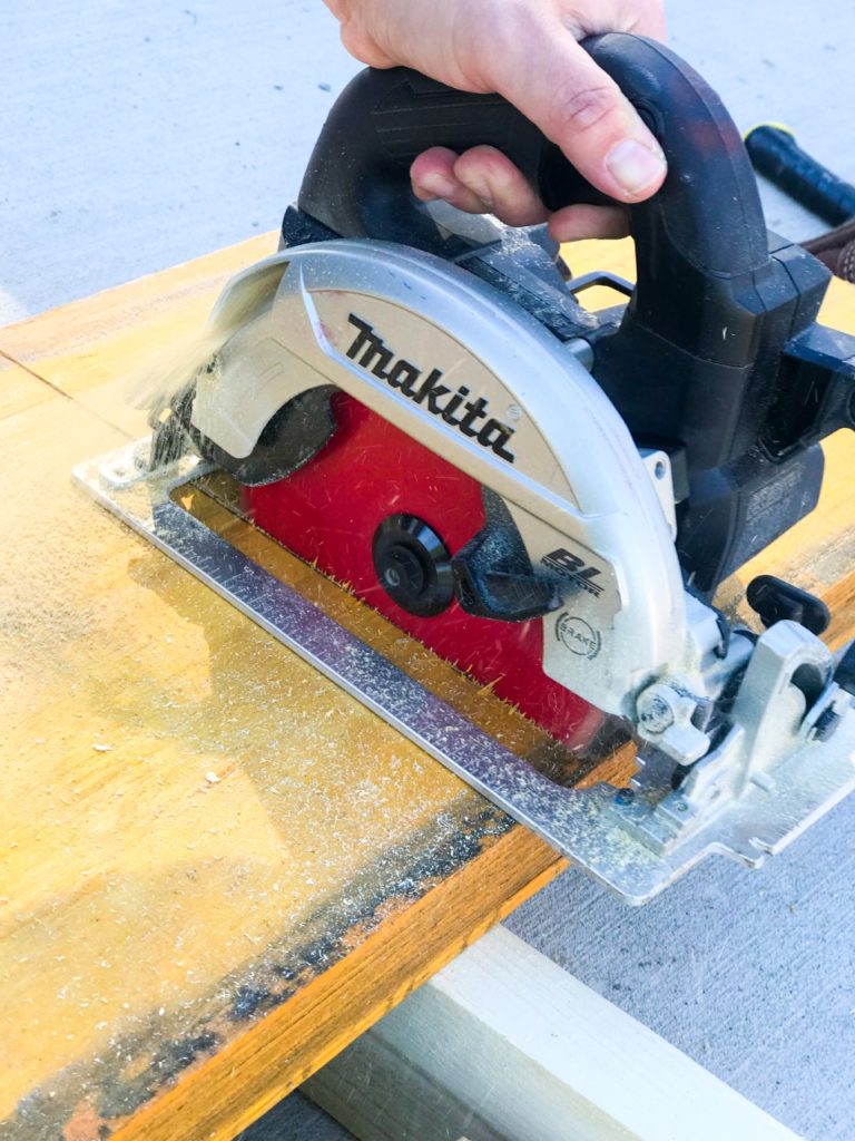 Makita deals trim saw